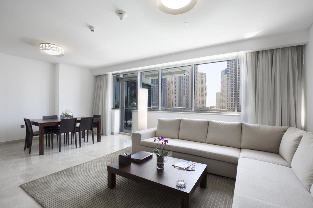 La Verda Suites And Villas Dubai Marina Exterior photo A living room in a serviced apartment in Dubai, United Arab Emirates